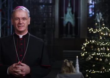 Božićna poruka nadbiskupa Dražena Kutleše