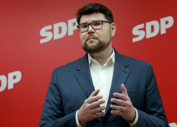 SDP o zakonu o mirovinskim fondovima: Protuustavno je igrati se s imovinom građana