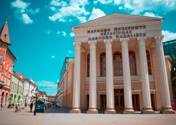 Hrvati u Srbiji – nikada malobrojniji, iznadprosječno stari i slabo obrazovani