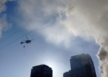 Veliki požar u Kineskom trgovačkom centru u Beogradu