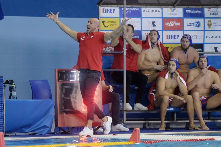 Vaterpolisti nakon raspucavanja poraženi od Crne Gore