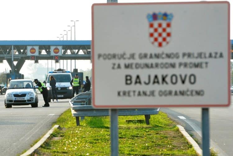 Neviđena tortura! Srbijanski carinici šest sati držali hrvatske putnika u 25 automobila