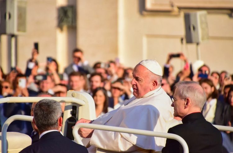 Papa Franjo nije uspio govor privesti kraju: ‘Htio bih završiti svoj cijeli govor, ali postoji problem’