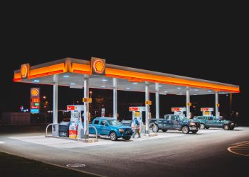 Dobra vijest za vozače, pojeftinjuju dizel i benzin