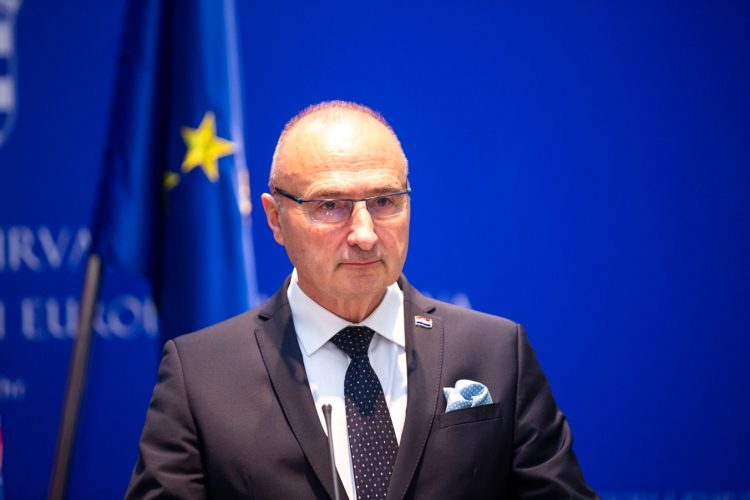 Grlić Radman o Komšiću: On je uzurpator prava hrvatskog naroda i uhljeb