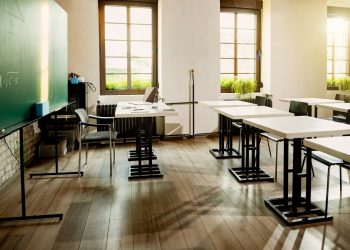 Veliki obrat: Profesor koji se potukao s učenicima neće dobiti otkaz!