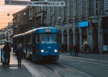 U Zagrebu, Bjelovaru, Karlovcu, Petrinji, Puli, Rijeci i Sisku država daje nekretnine u najam