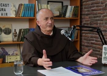 Objavljene priče fra Miljenka Stojića o hrvatskoj zbilji