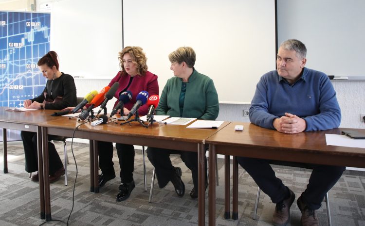 Lovrić: Tražit ćemo Vladu prebacivanje nastavnika u viši platni razred