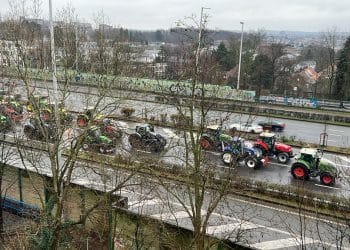 Prosvjedi poljoprivrednika u Bruxellesu i Madridu