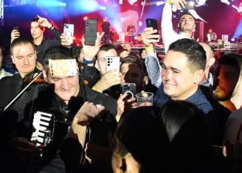 Masovni balkanski derneci u Zagrebu, lijevo krilo i reformirani HDZ