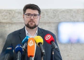 Grbin: Plenković nas zbog Nine Obuljen Koržinek želi posvađati s Europom
