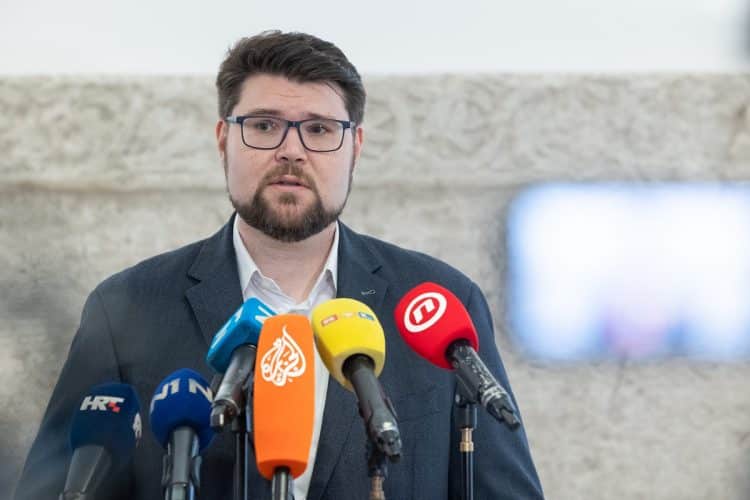 Grbin: Plenković nas zbog Nine Obuljen Koržinek želi posvađati s Europom