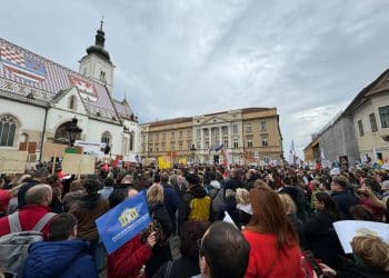 Prosvjed: Zaposleni u znanosti i obrazovanju traže pravedne koeficijente