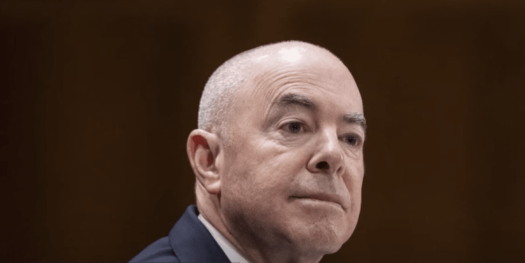 Republikanci u Zastupničkom domu izglasali opoziv ministra domovinske sigurnosti