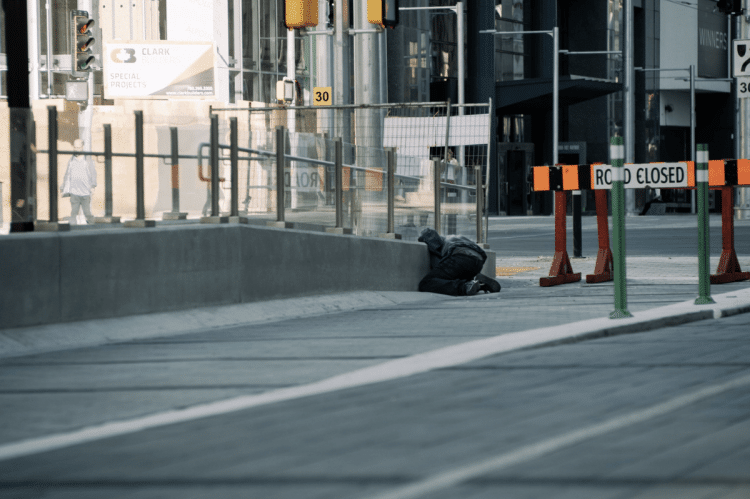 Zombi droga pred vratima Hrvatske
