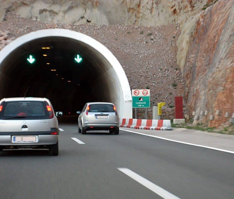 Dvije osobe poginule na A1 između sv. Roka i Ledenika, dionica prema Dalmaciji zatvorena