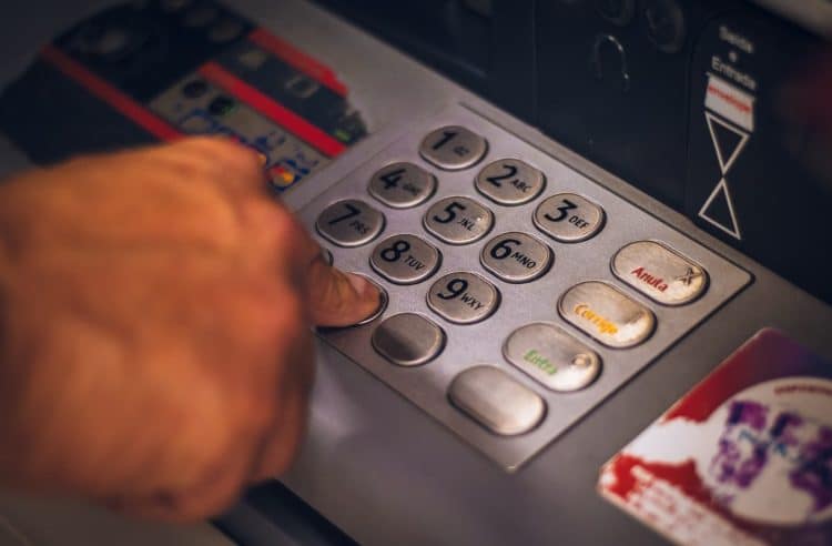 Prelazak na dopušteno prekoračenje u bankama još nije masovan