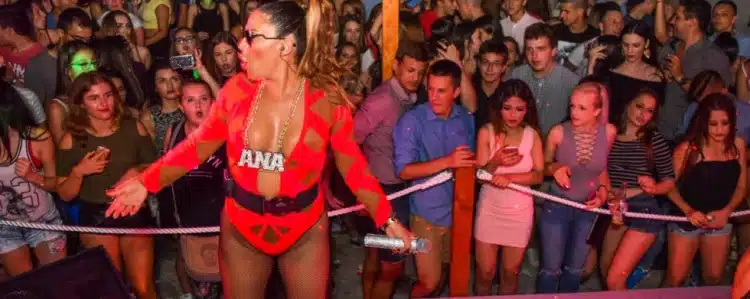 Invazija seljačije ili što se kotrlja ispod žita