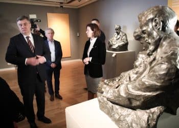 Predsjednik Milanović obišao izložbu Meštrovićevih djela u Klovićevim dvorima