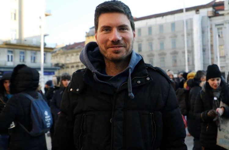 Splitska policija privela Ivana Pernara koji je obilazio škole
