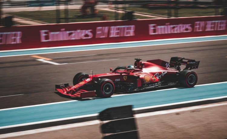 Silverstone ostaje domaćin utrka formule 1 do 2034.