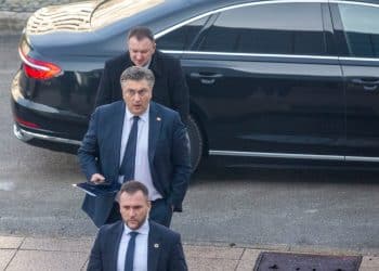 Plenković: ‘Orban pruža otpor imaginarnim EU institucijama da bi bio heroj doma’