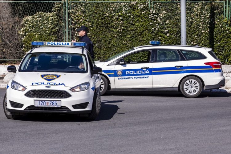 Muškarac u nenastanjenoj kući pronašao tri kilograma eksploziva