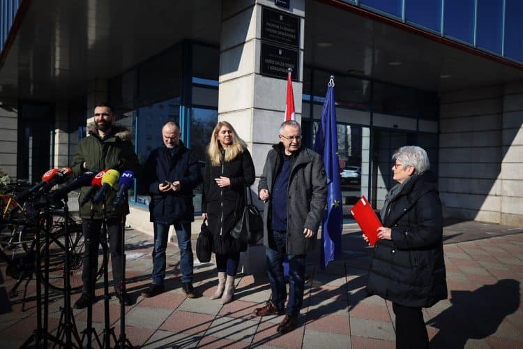 Sindikat Preporod i Nezavisni sindikat visokog obrazovanja i znanosti organiziraju prosvjed 9. veljače na Markovom trgu