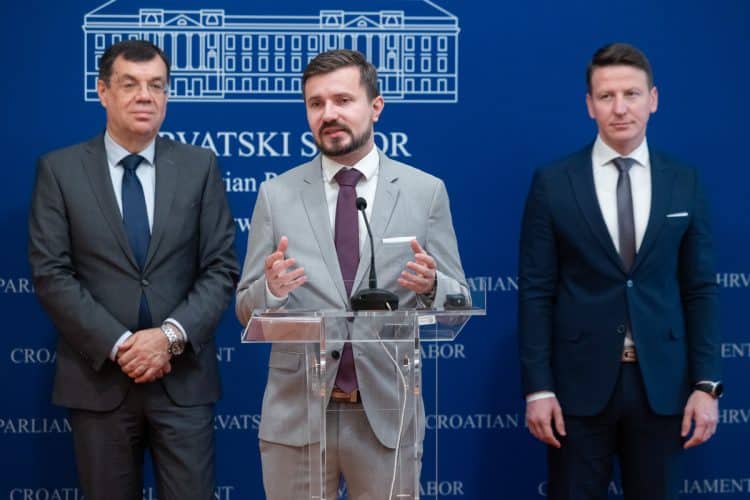 Fokus: HDZ i Plenković žele šutnju medija