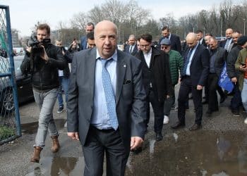 Velimir Zajec postao novi predsjednik Dinama – tisuće navijača ispred stadiona Maksimir proslavilo njegovu pobjedu