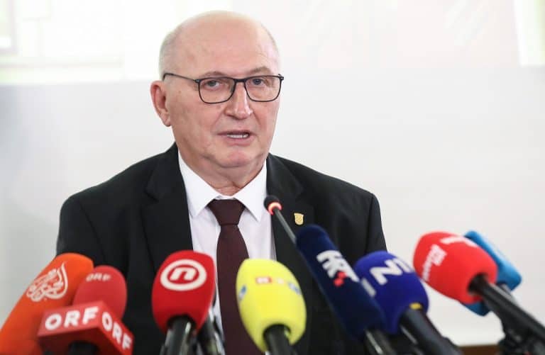 Ustavni sud: Predsjednik RH ne može biti kandidat na izborima