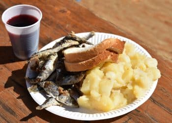 Veliki petak u Vinkovcima obilježen podjelom posnih obroka