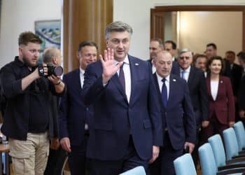 Plenković predao DIP-u liste svoje koalicije!