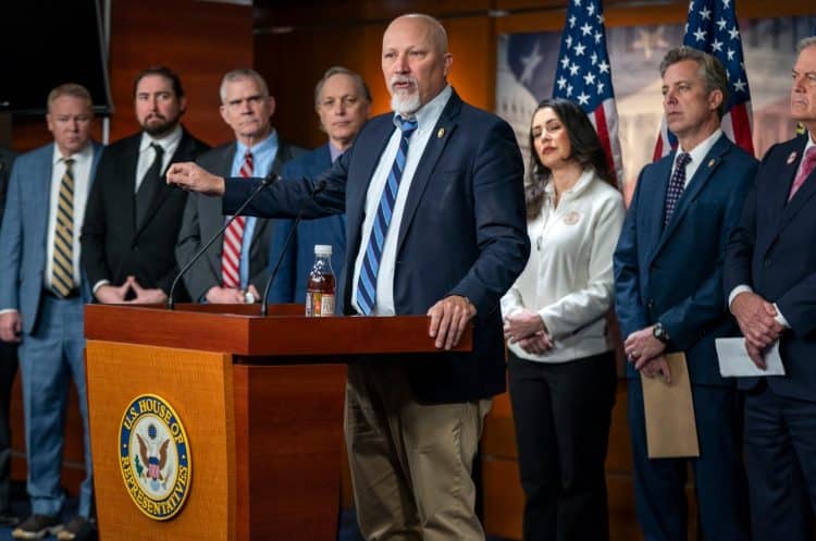 SAD usvojio 1,2 bilijuna dolara vrijedan proračun, izbjegnuta blokada