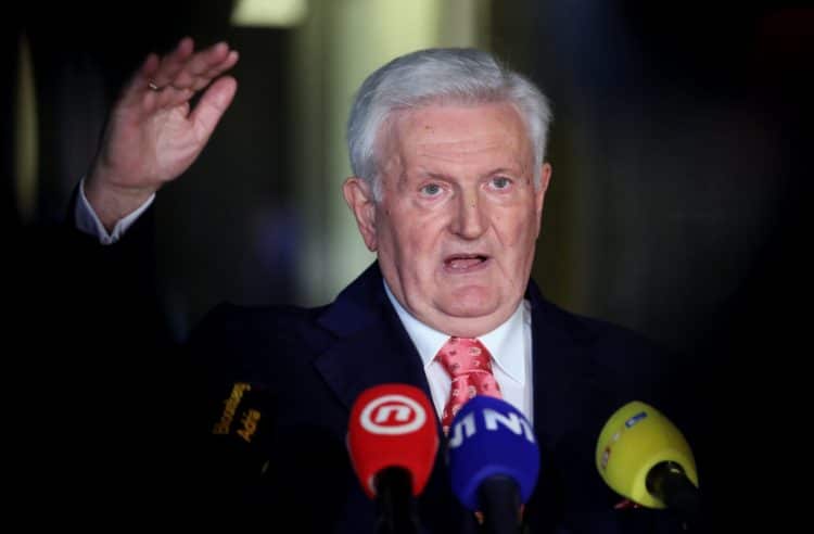 Hrvatski Berlusconi (u pokušaju) protiv HDZ-a