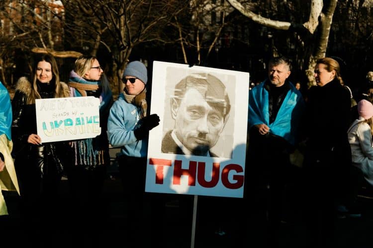 Tko je ‘Hitler’ u rusko-ukrajinskom ratu ili kome je taj rat (bio) potreban?