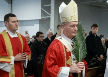 Nadbiskup Kutleša: Središnja poruku Uskrsa nije prazan grob, nego živi Krist