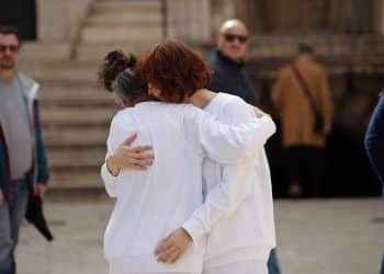 Performans ‘Milovanje’ na splitskom Peristilu