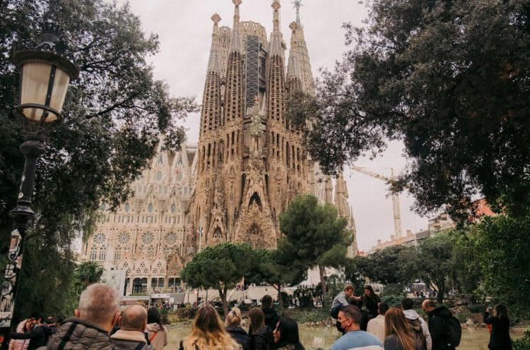 Bazilika Sagrada Familia, jedno od čuda modernog svijeta, bit će dovršena 2026.