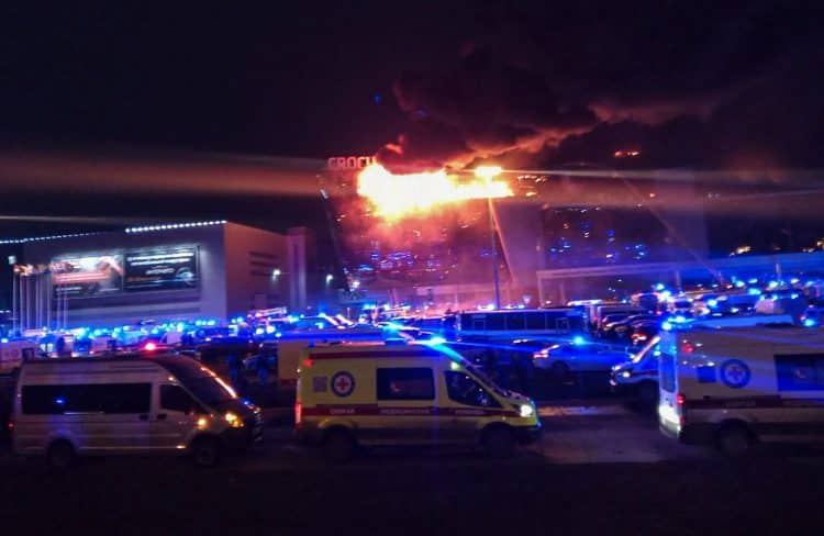 Dvojica osumnjičenih za napad u Moskvi uhićena nakon potjere automobilom