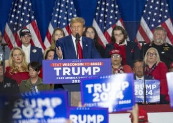 Trump na predizbornom skupu ilegalne migrante nazvao ‘životinjama i neljudima’