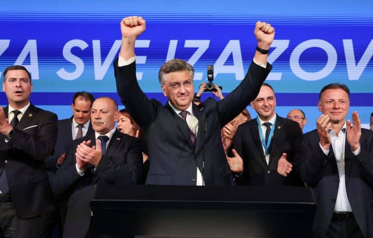 Plenković: Pobijedili smo treći put – kreće formiranje parlamentarne većine!
