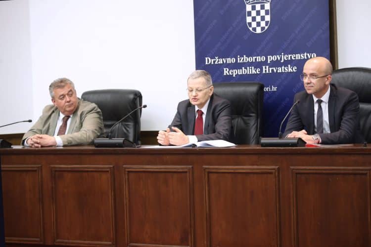Na EU izbornim listama obavezno pet kandidatkinja/kandidata