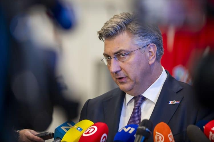 Plenković: HDZ će imati ‘dovoljno ruku’, SDP, Most i Možemo! su koruptivni