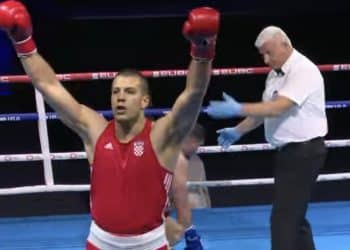 VIDEO Hrvatski boksač Luka Pratljačić plasirao se u polufinale EP-a i osigurao najmanje broncu!