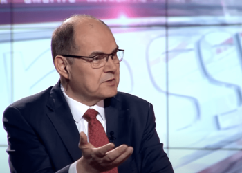 Tenzije u BiH: EU priznaje nezadovoljstvo Schmidtovim nametanjima, ali traži suradnju