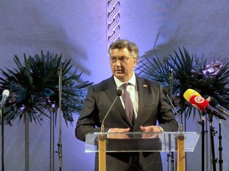 Plenković: ‘Ni cent nije potrošen iz EU fondova’