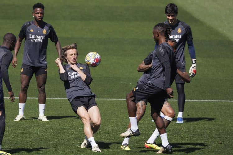 Ancelotti: ‘Modrić i Kroos nam jako doprinose, sretni smo s njima’