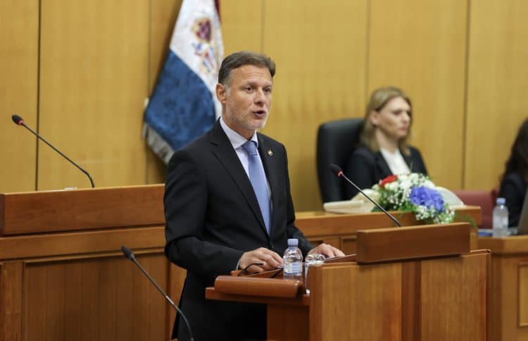 Jandroković prvi političar koji po treći put vodi Sabor